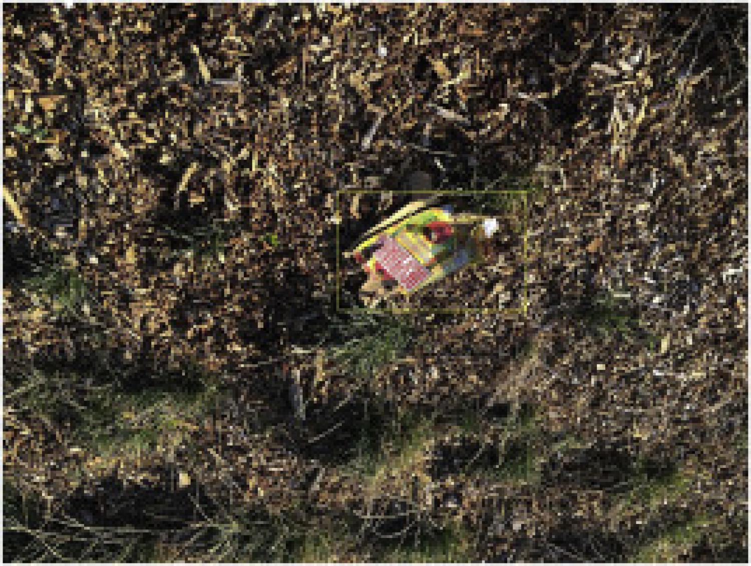 A sample image from AquaTrash dataset with a yellow box as Ground Truth Label. (For interpretation of the references to colour in this figure legend, the reader is referred to the Web version of this article.)