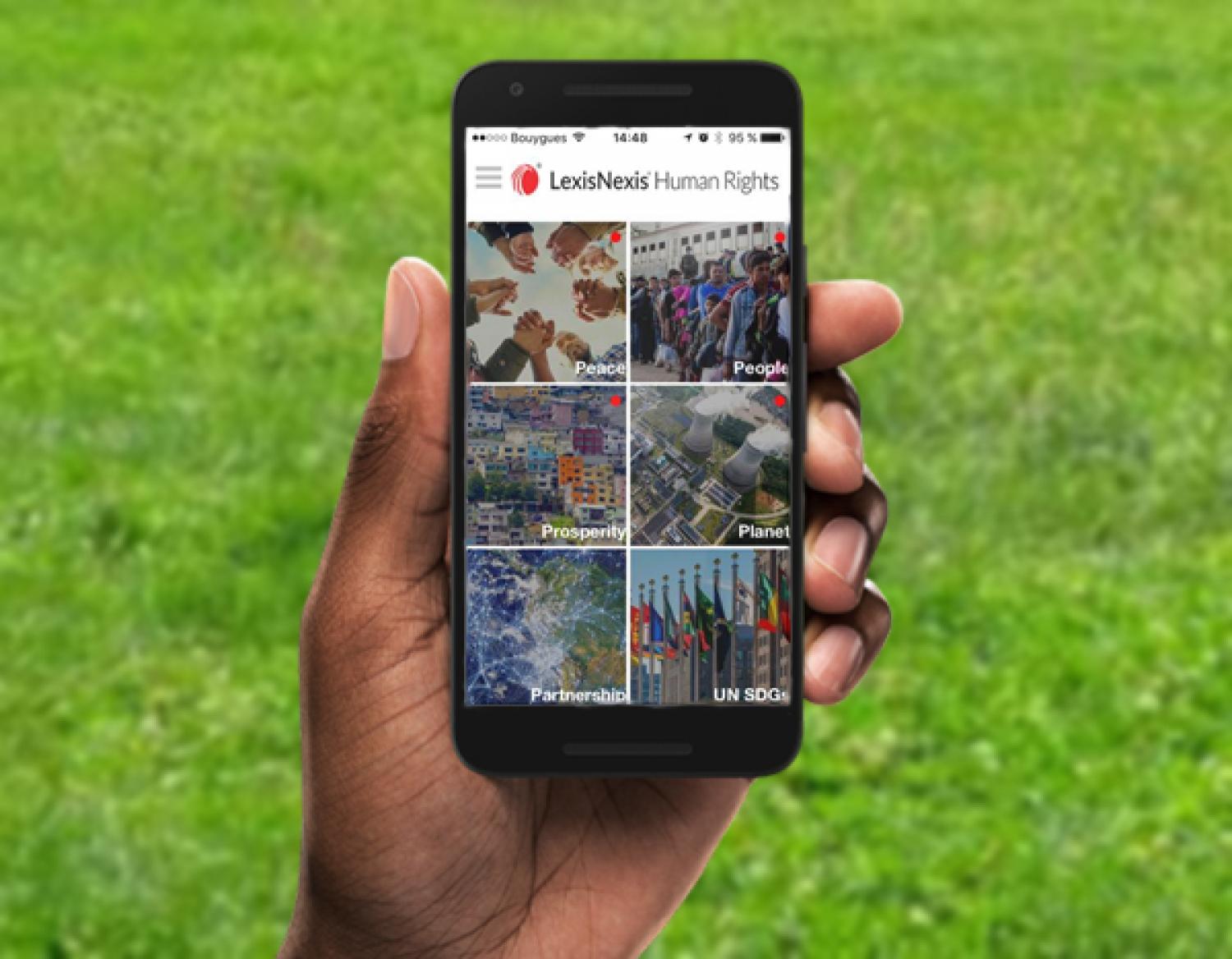 Screen shots from the LexisNexis Newsdesk® app Screen shots from the LexisNexis Newsdesk® app